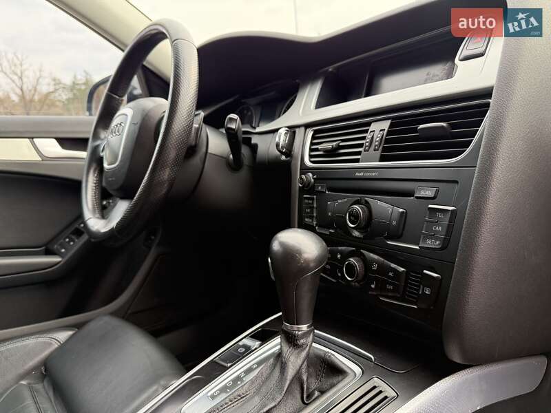 Универсал Audi A4 2010 в Киеве
