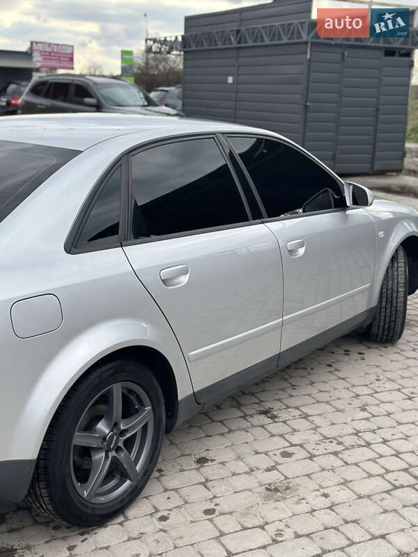 Седан Audi A4 2001 в Хмельницькому