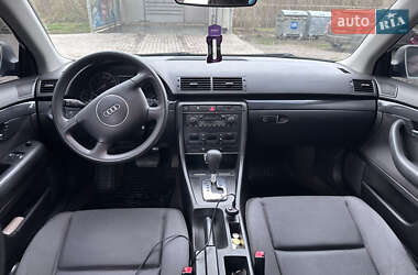Седан Audi A4 2001 в 