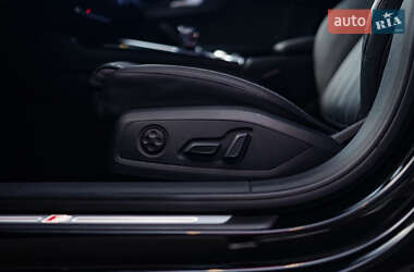Седан Audi A4 2020 в 