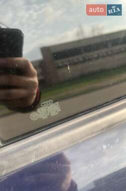 Седан Audi A4 2001 в 