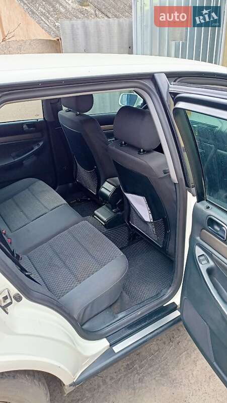 Универсал Audi A4 2001 в Харькове