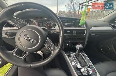 Седан Audi A4 2014 в 
