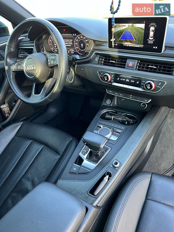 Седан Audi A4 2019 в Полтаві