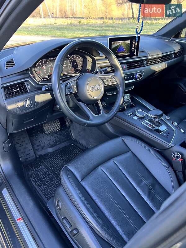 Седан Audi A4 2019 в Полтаві