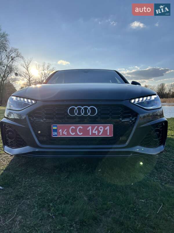 Седан Audi A4 2019 в Полтаві