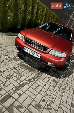 Седан Audi A4 1995 в 