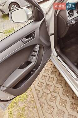 Универсал Audi A4 2012 в 