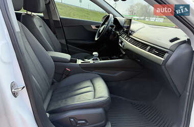 Седан Audi A4 2020 в 