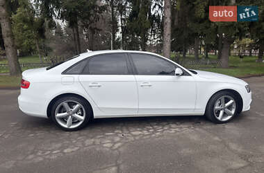 Седан Audi A4 2013 в 