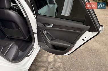 Седан Audi A4 2013 в 