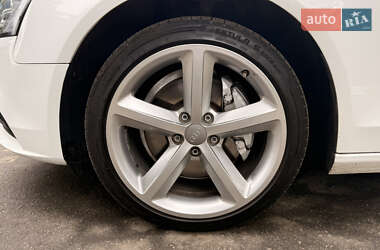 Седан Audi A4 2013 в 