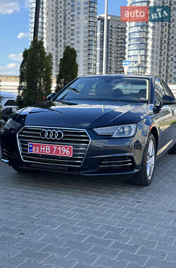 Седан Audi A4 2016 в 