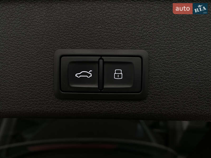 Універсал Audi A4 2016 в Первомайську