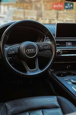 Седан Audi A4 2016 в 