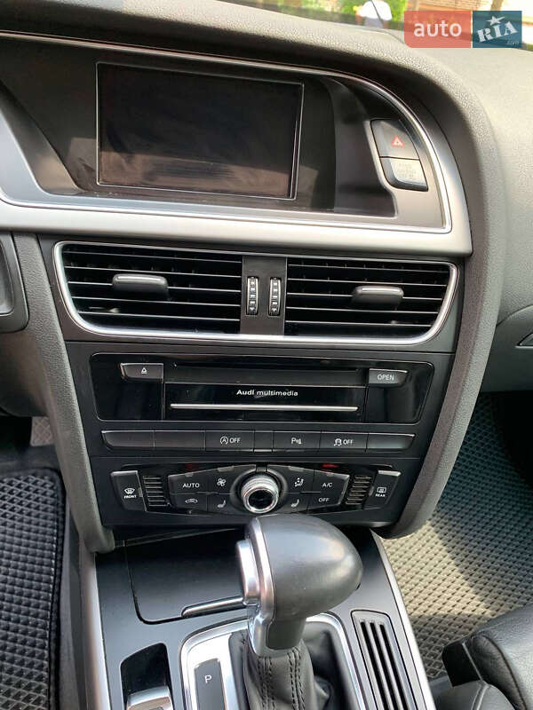 Универсал Audi A4 2014 в Киеве