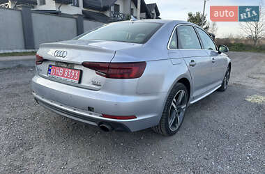Седан Audi A4 2018 в 