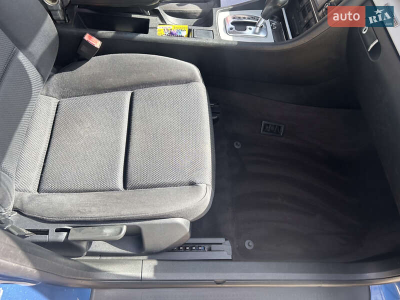 Седан Audi A4 2002 в Одессе