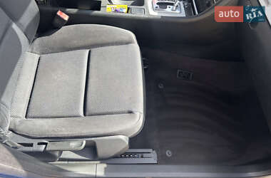 Седан Audi A4 2002 в 