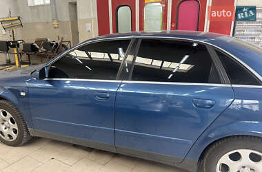 Седан Audi A4 2002 в 