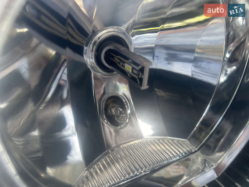 Седан Audi A4 2002 в Одессе