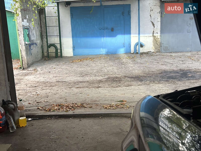 Седан Audi A4 2002 в Одессе