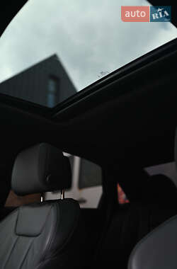 Седан Audi A4 2020 в 