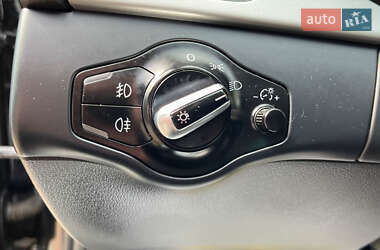 Седан Audi A4 2010 в 