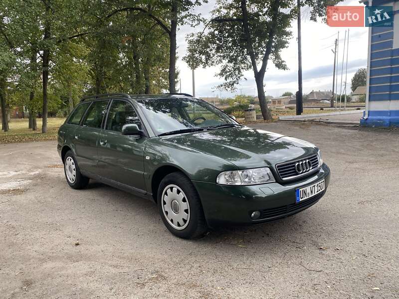 Универсал Audi A4 1999 в Лебедине