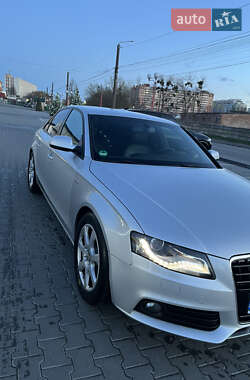 Седан Audi A4 2009 в 