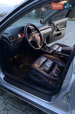 Седан Audi A4 2004 в 