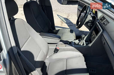 Седан Audi A4 2001 в 