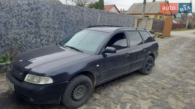Універсал Audi A4 2000 в 