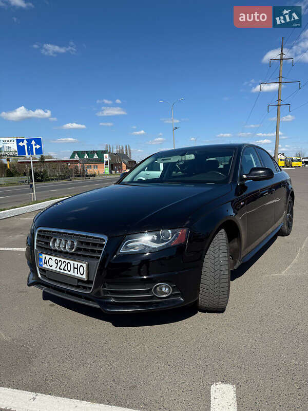 Седан Audi A4 2011 в Луцке