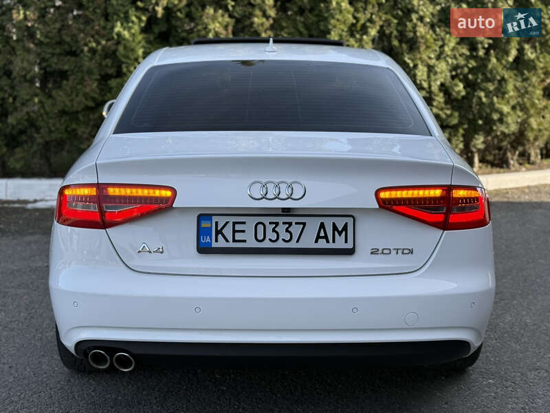 Седан Audi A4 2014 в Києві
