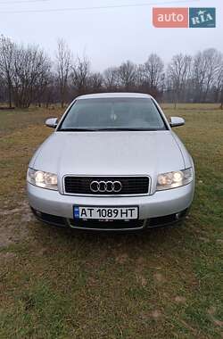 Седан Audi A4 2001 в 