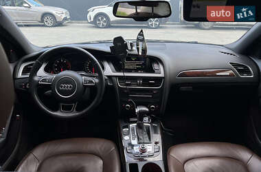 Седан Audi A4 2015 в 