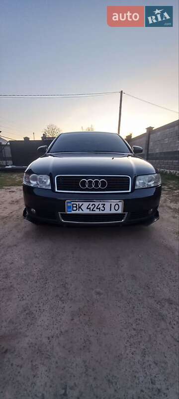 Седан Audi A4 2002 в 