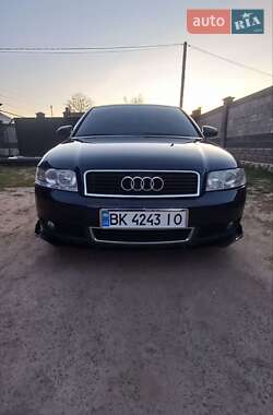 Седан Audi A4 2002 в 