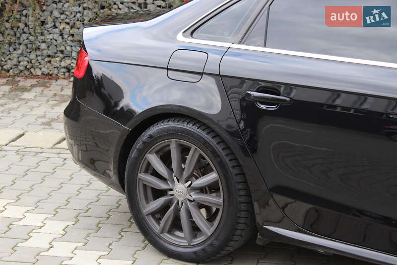Седан Audi A4 2009 в Черновцах