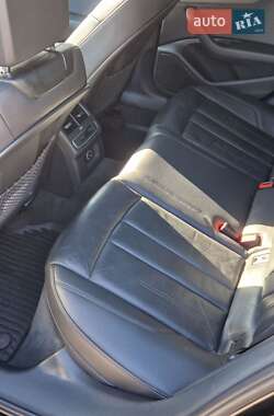 Седан Audi A4 2017 в 