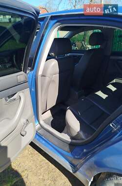 Седан Audi A4 2001 в 