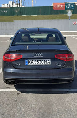 Седан Audi A4 2013 в 