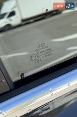 Седан Audi A4 2013 в 