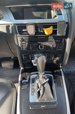 Седан Audi A4 2012 в 