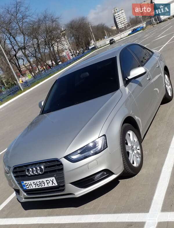 Audi A4 2012