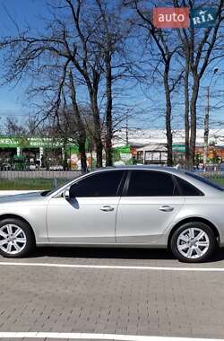 Седан Audi A4 2012 в 
