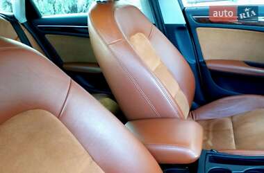 Седан Audi A4 2012 в 