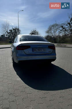 Седан Audi A4 2015 в 