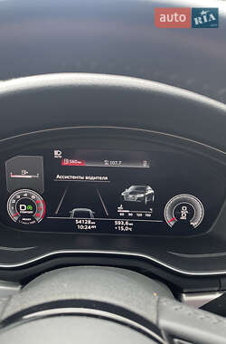 Седан Audi A4 2019 в 